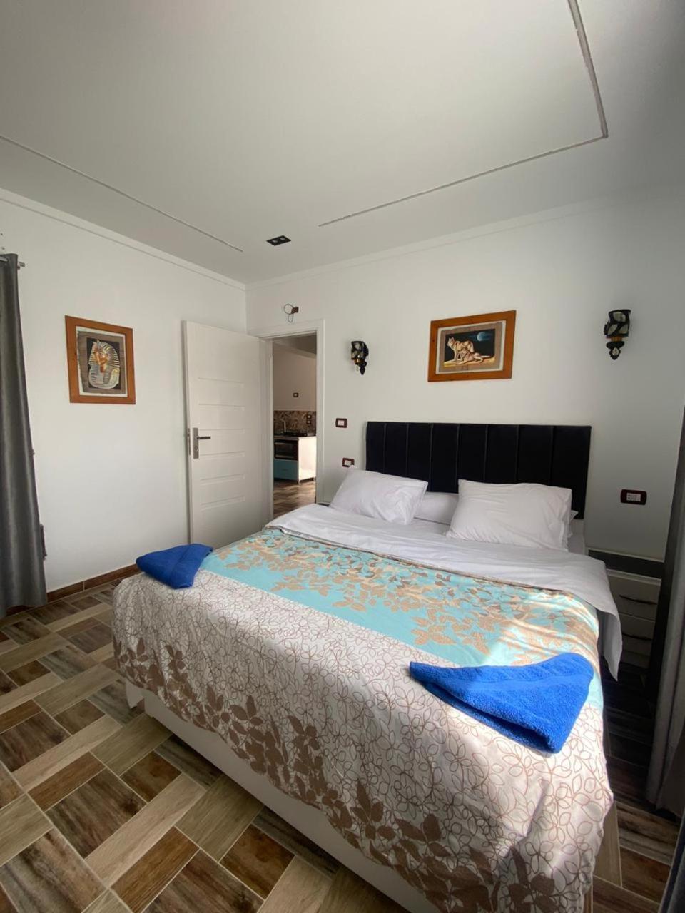 Villa Golden Life Apartments, New Property With Pool Access Luxor Exteriör bild